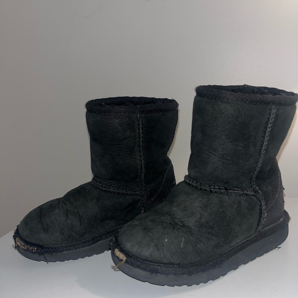Ugg Bootie Shoes/ boot/ winter boot Toddler Girls Fashion Bootie Size 9 Girls - Picture 4 of 6